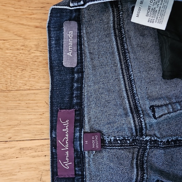 GV Gloria Vanderbilt Amanda jeans 14 Short - Picture 3 of 5